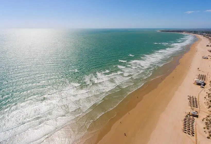 Hipotels Playa La Barrosa - Adults Only