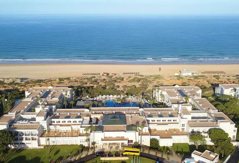 Hipotels Playa La Barrosa - Adults Only