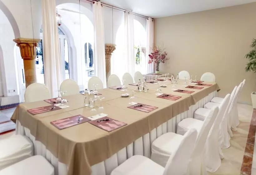 酒店 Alboran Algeciras