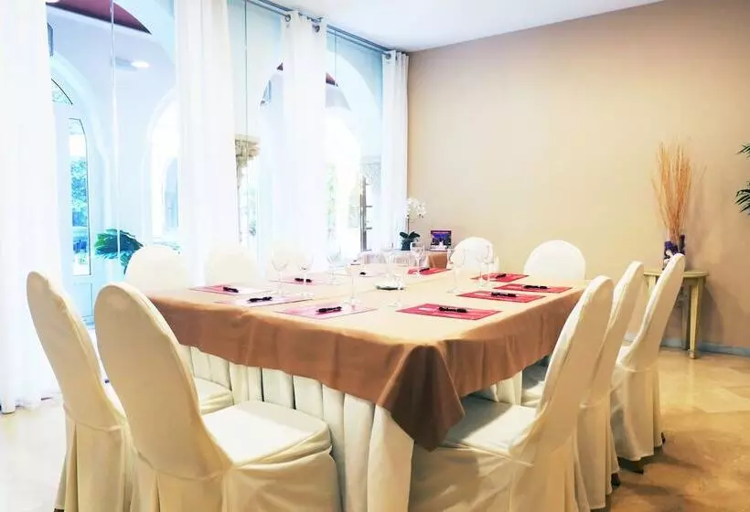 酒店 Alboran Algeciras