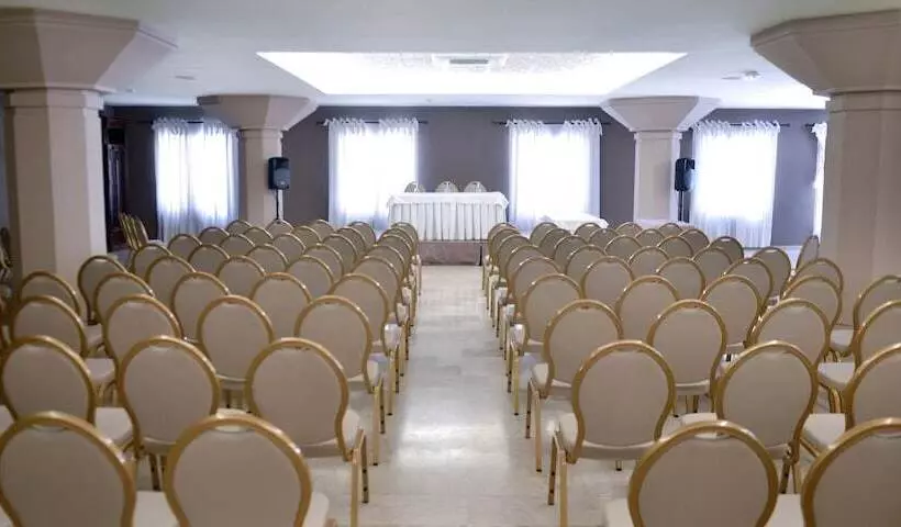 酒店 Alboran Algeciras