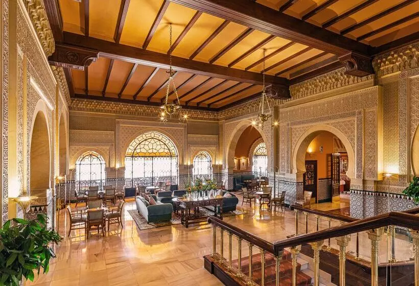 Hotel Alhambra Palace