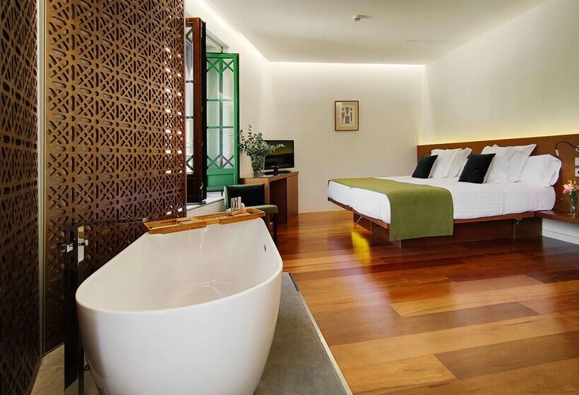 هتل Alhambra Palace