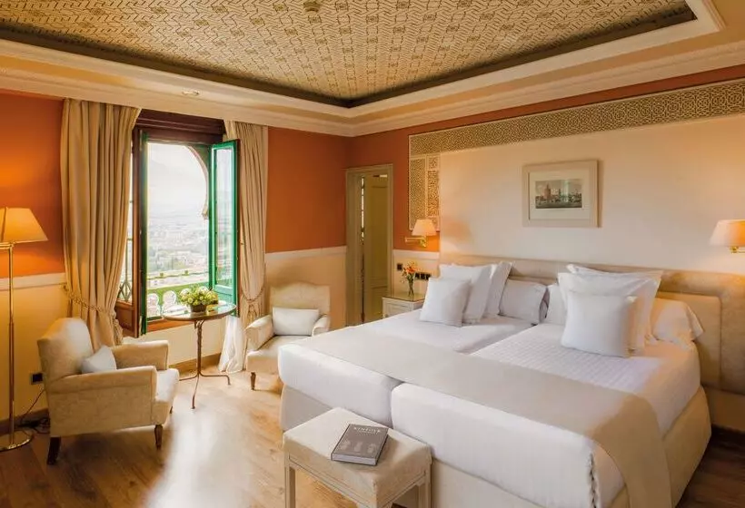 Hotel Alhambra Palace