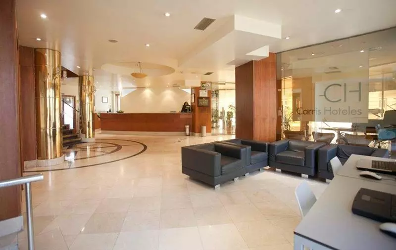 Отель Almirante