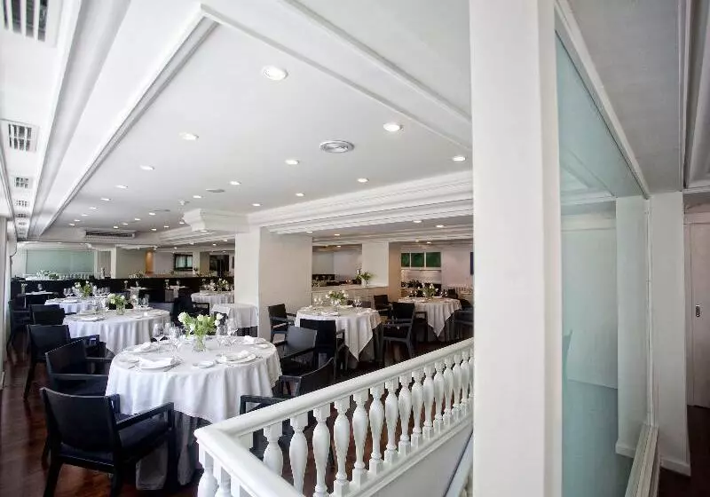 Отель Almirante