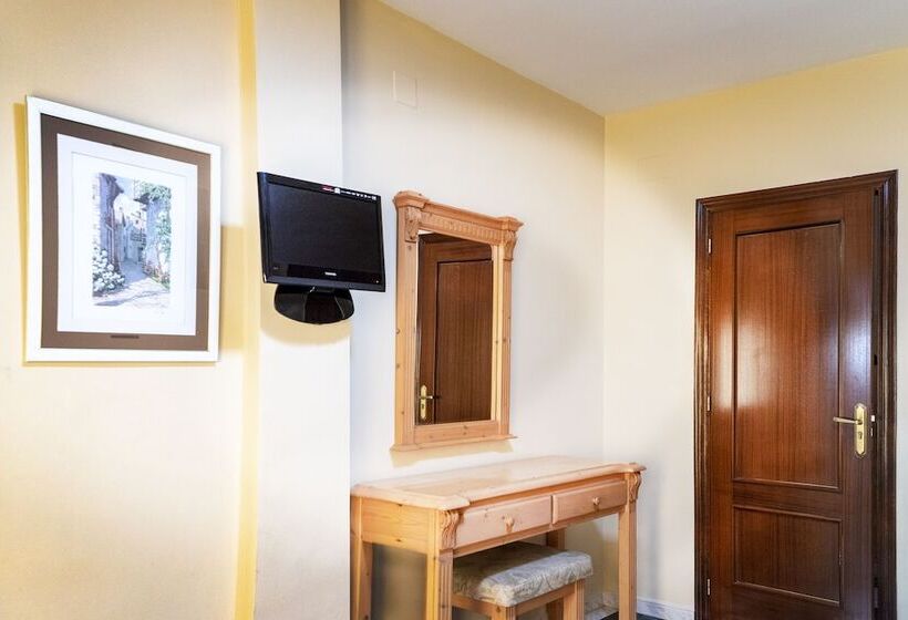 هتل El Cruce Chauchina