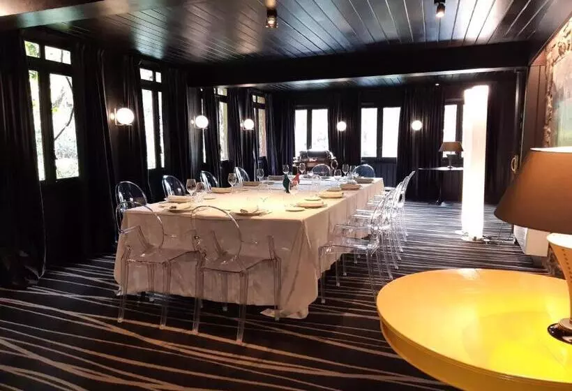 Отель Etxeberri