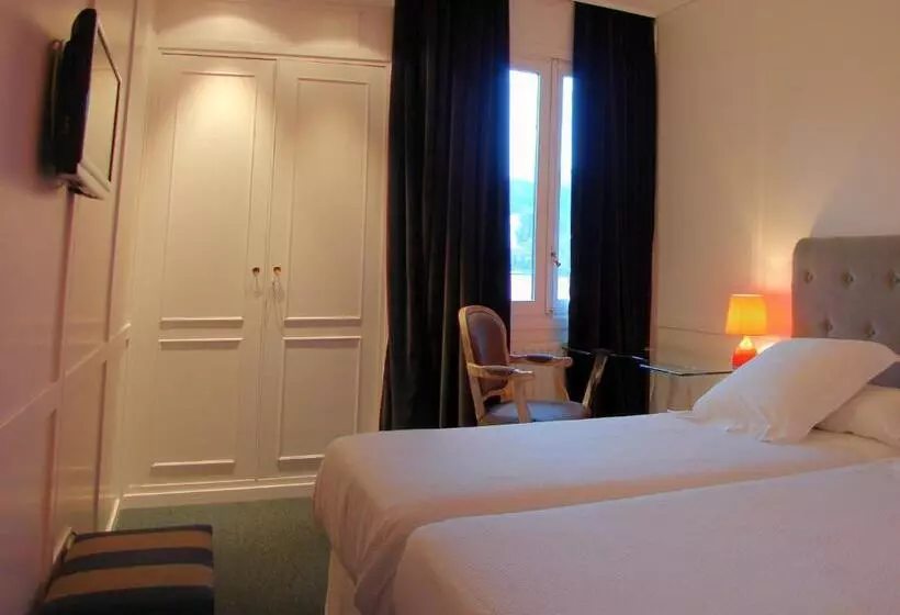 Отель Etxeberri