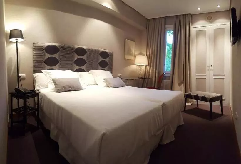 Отель Etxeberri