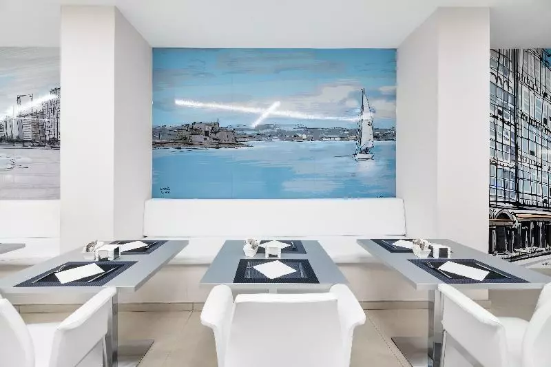 호텔 Eurostars Blue Coruna