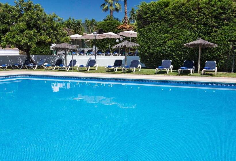 هتل Exe Las Adelfas