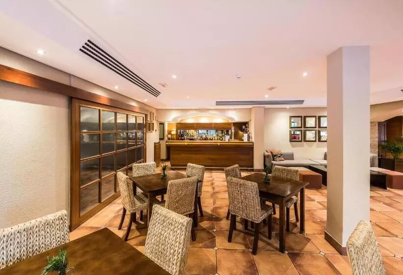 בית מלון כפרי Intelier Bonaire