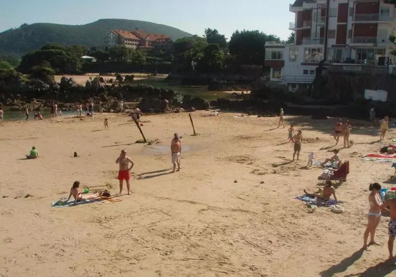 ホテル Las Rocas De Isla