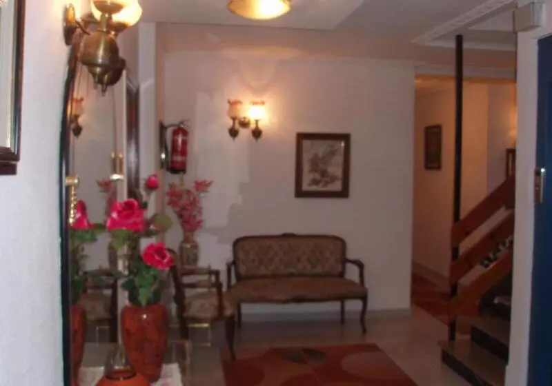 ホテル Las Rocas De Isla