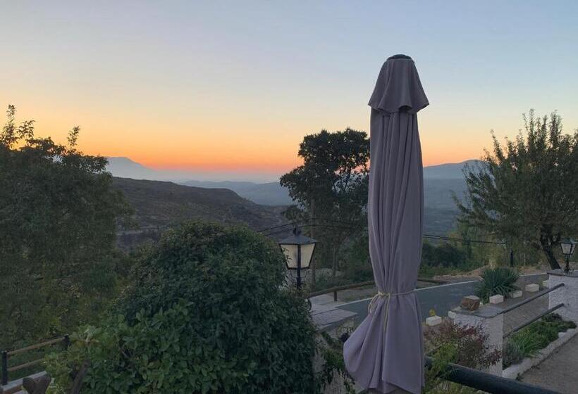 ホテル Los Bérchules