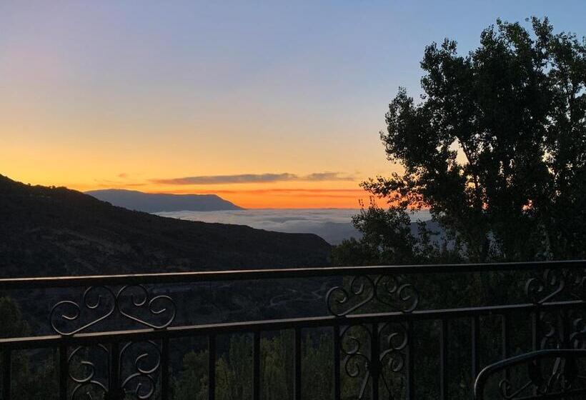 ホテル Los Bérchules