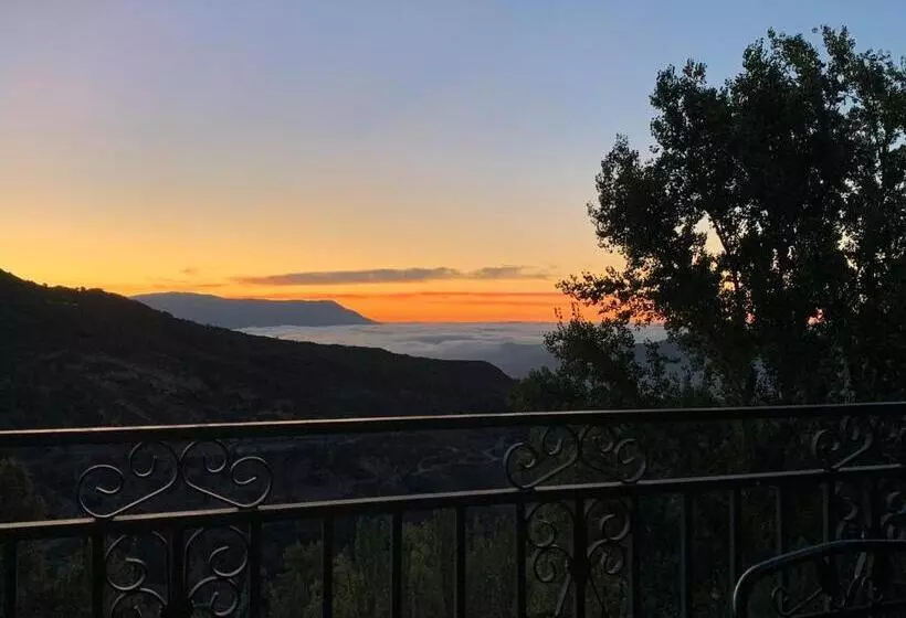 فندق Los Bérchules