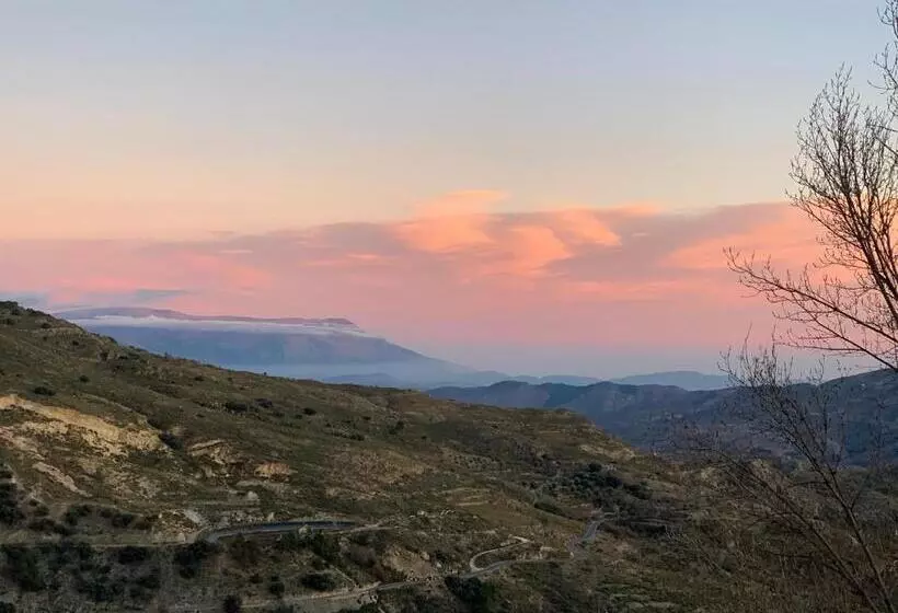 فندق Los Bérchules