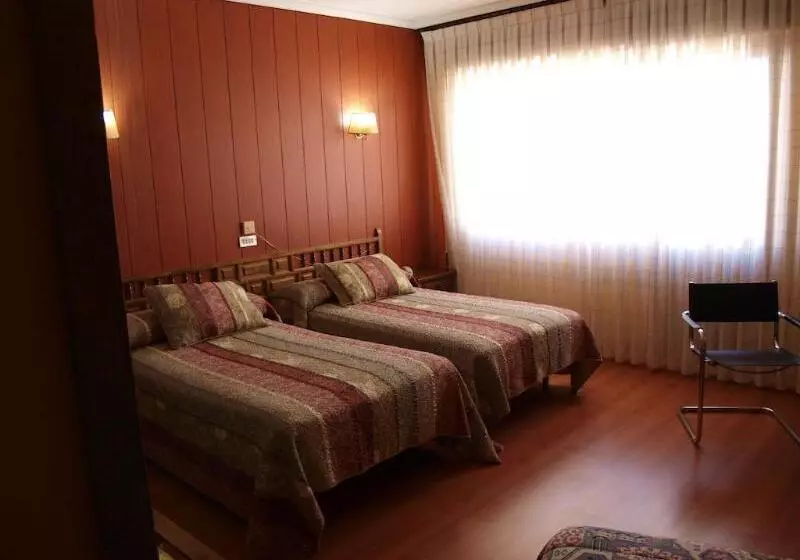 Hotel Marques De Santillana