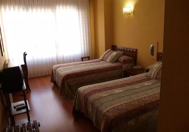 Hotel Marques De Santillana