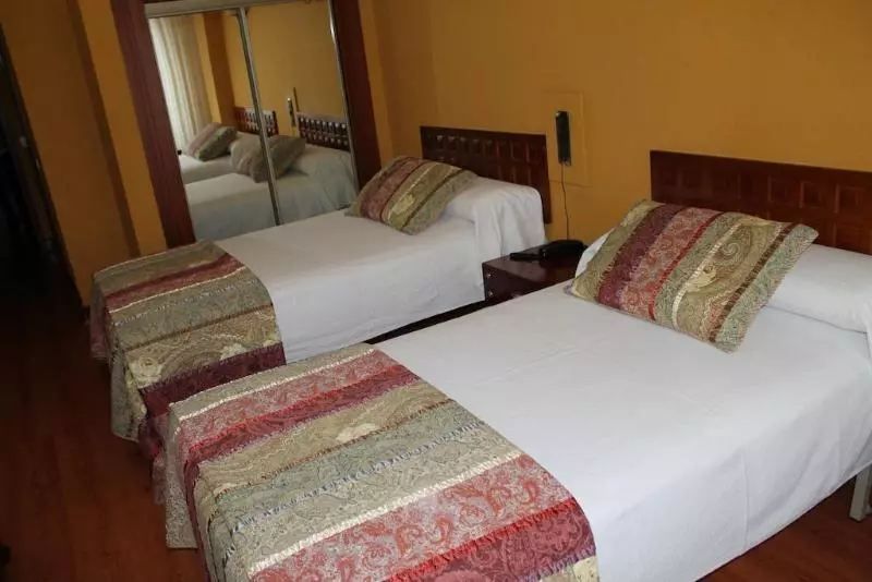 Hotel Marques De Santillana