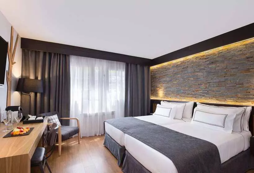 Отель Melia Sierra Nevada