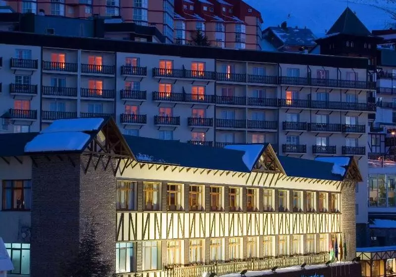 Отель Melia Sierra Nevada