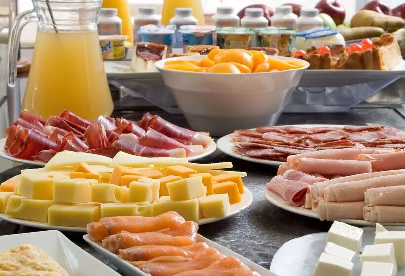 Hotel NH Cordoba Califa