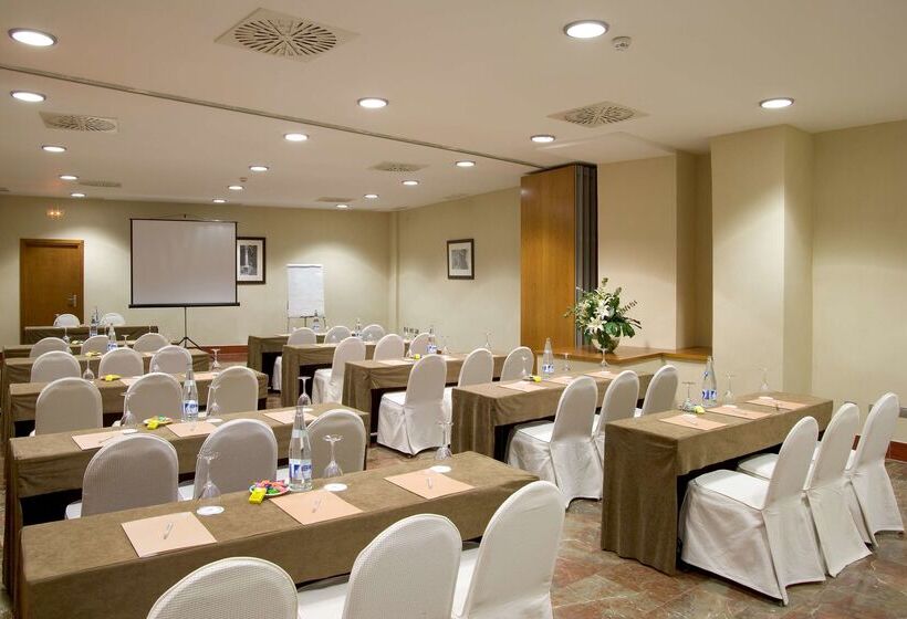 هتل NH Cordoba Califa