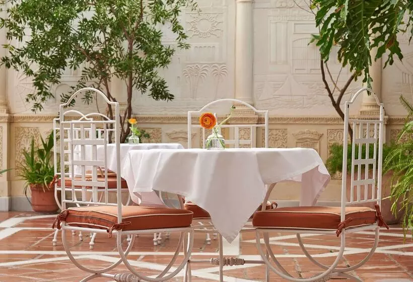 Hotel NH Cordoba Califa