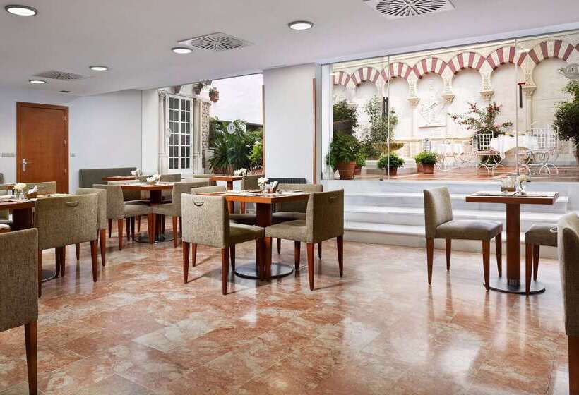 هتل NH Cordoba Califa