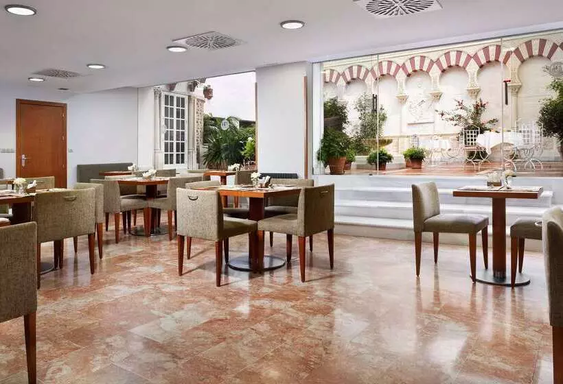 Hotel NH Cordoba Califa