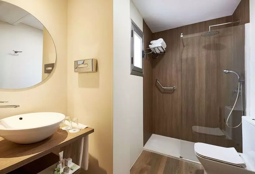 Hotel NH Cordoba Califa