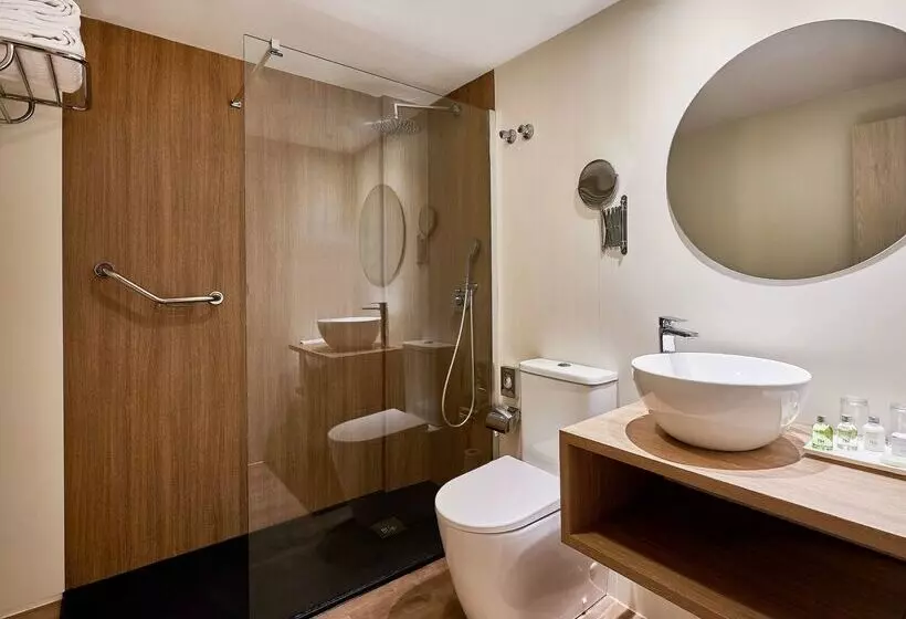 Hotel NH Cordoba Califa