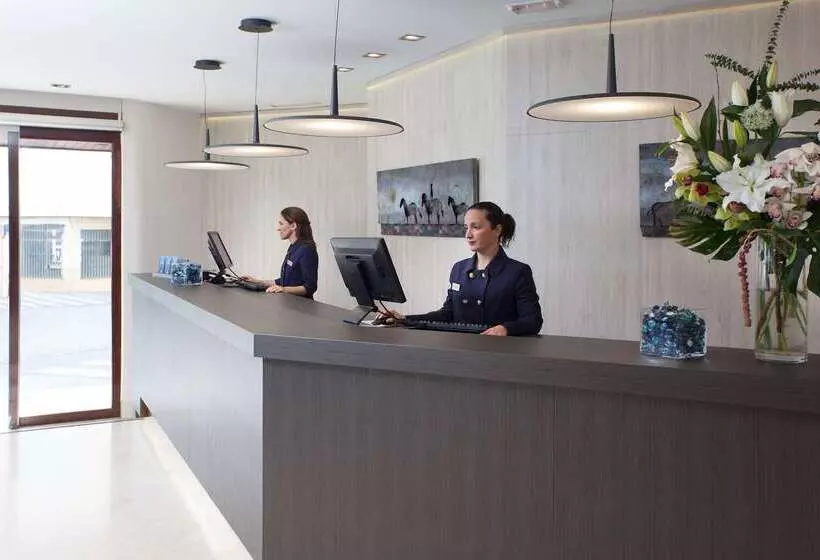 Hotel NH Cordoba Califa