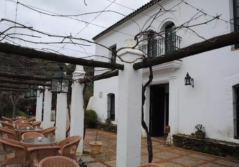 田舎風ホテル Finca Valbono Apartamentos Rurales Y