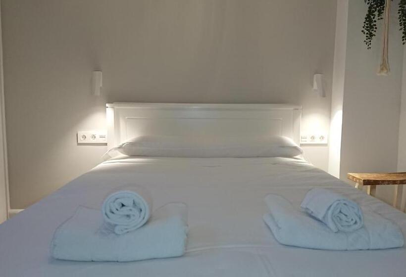 هتل San Nikolas Sea Views