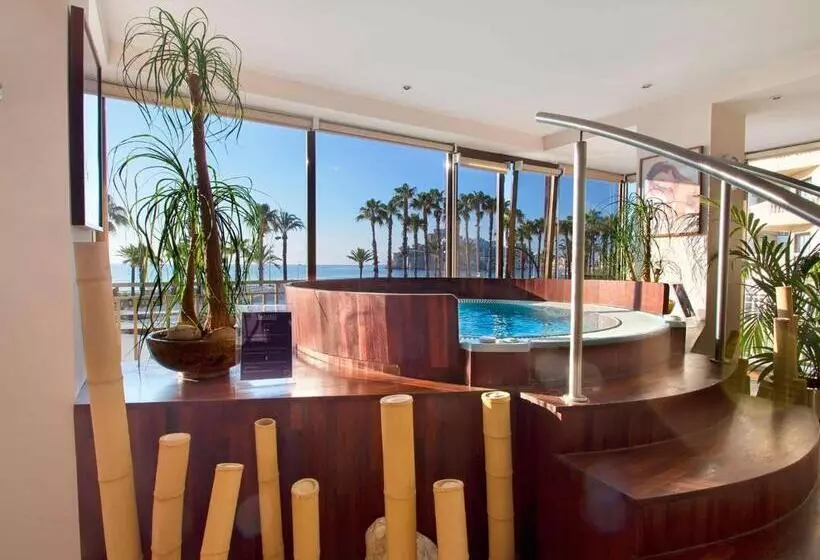 Szálloda Servigroup Papa Luna