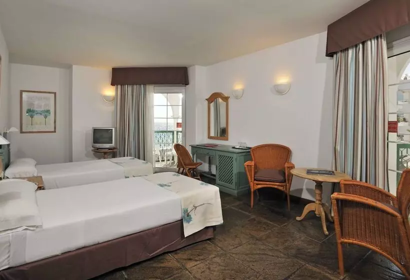 فندق Sol Los Fenicios