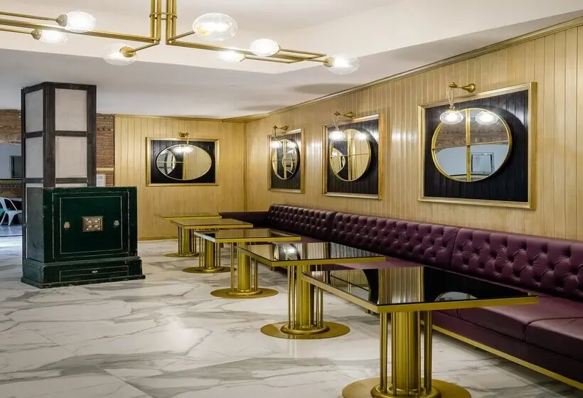 ホテル Yit Casablanca