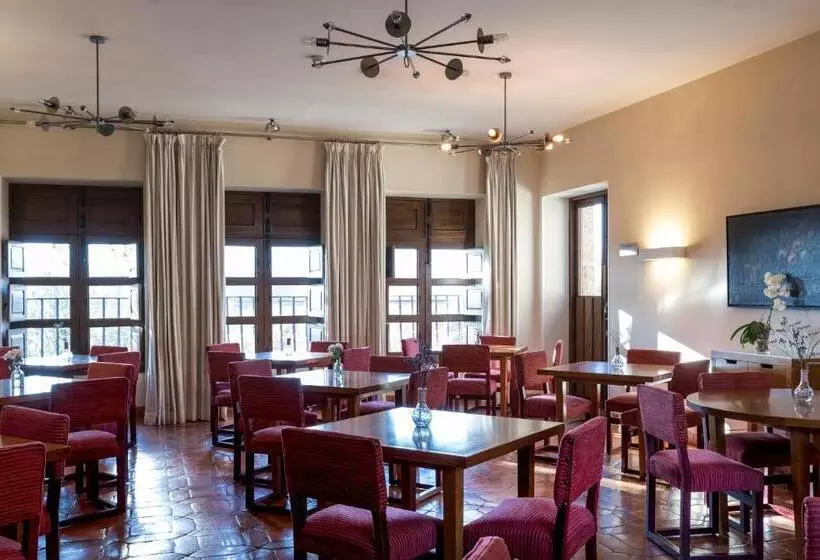 Parador De Jarandilla De La Vera