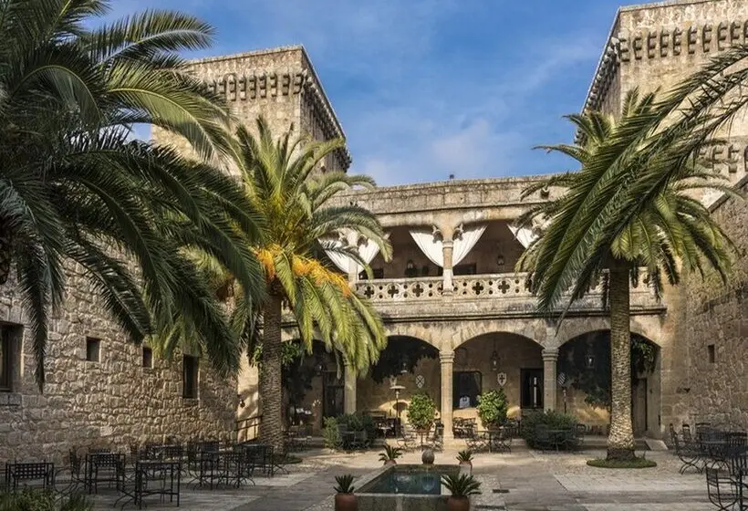 Parador De Jarandilla De La Vera