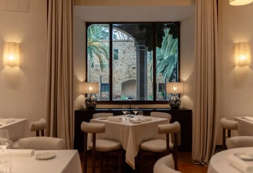 Parador De Jarandilla De La Vera