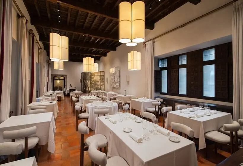 Parador De Jarandilla De La Vera