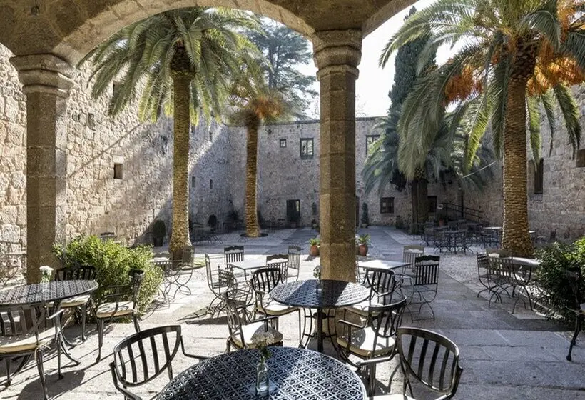 Parador De Jarandilla De La Vera