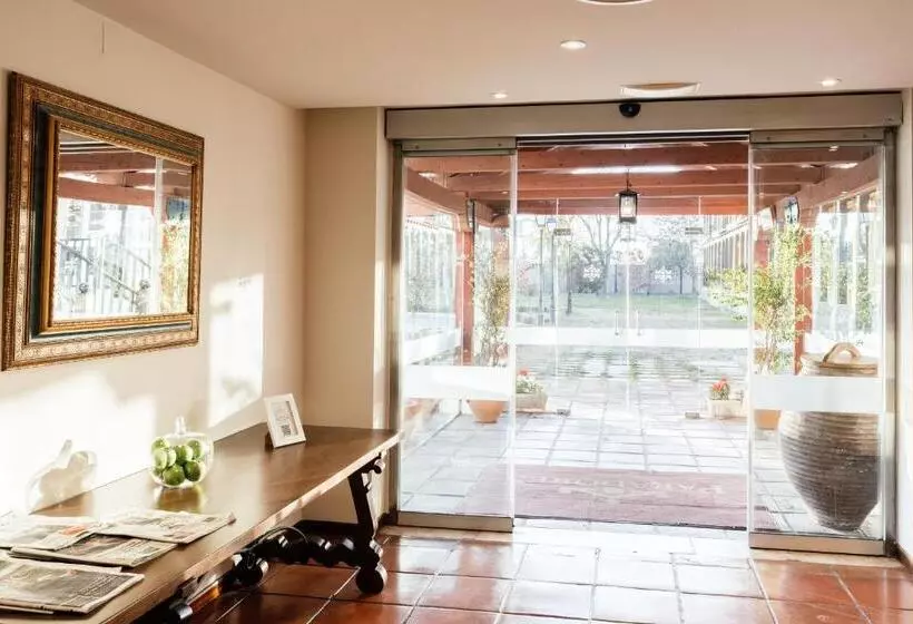 Parador De Manzanares