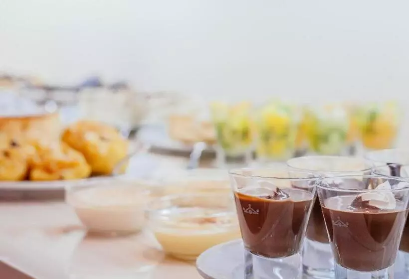 Parador De Manzanares