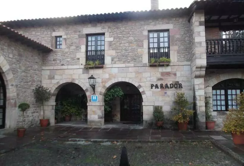 Parador De Santillana Del Mar