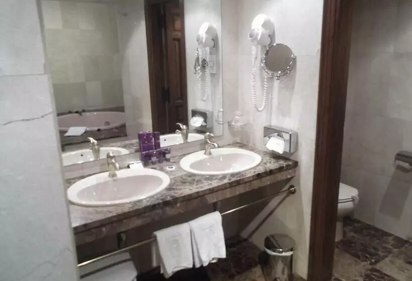 Parador De Santillana Del Mar